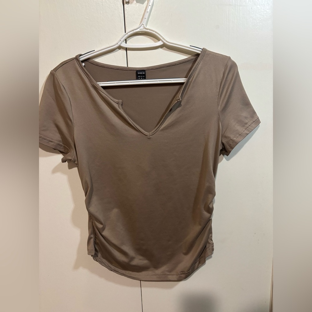 SHEIN Taupe Short Sleeve V-Neck Top